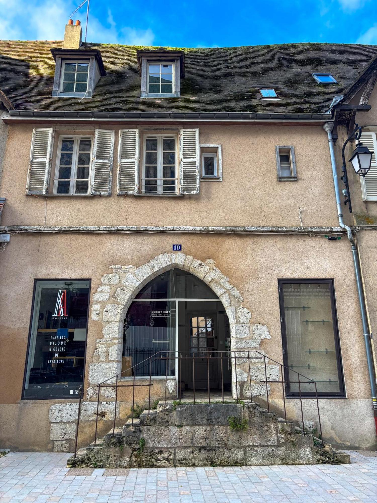 Studio Parvis Cloitre Notre Dame Chartres Exterior foto